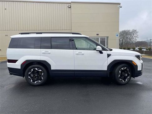 Certified 2025 Hyundai Santa Fe SEL image 2