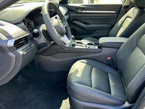 Certified 2025 Nissan Altima 2.5 SL FWD image 24