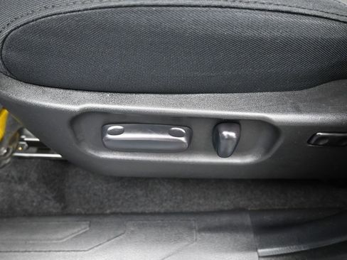 Certified 2023 Toyota Tacoma TRD Sport image 7