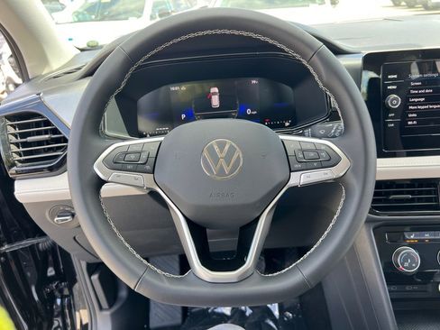 New 2025 Volkswagen Taos S image 27