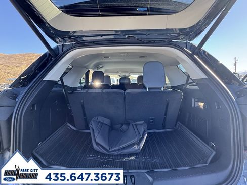 New 2025 Ford Explorer Active w/ Active Comfort Package image 19