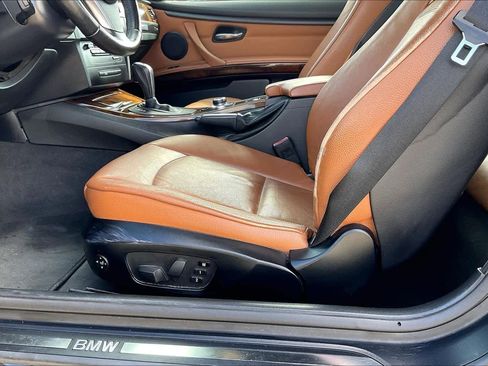 Used 2013 BMW 328i Convertible image 34