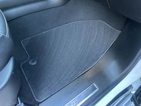 Used 2022 GMC Yukon XL AT4 image 37