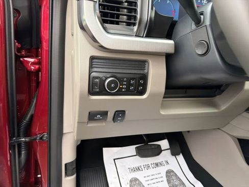 New 2026 Ford F250 Platinum w/ Platinum Plus Package AWD/4WD image 17
