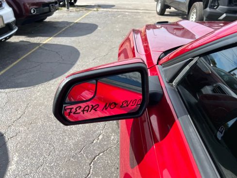 Used 2017 Ford Mustang GT image 18