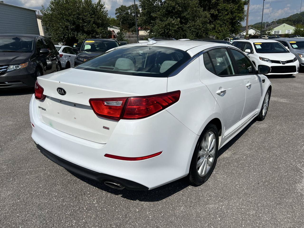 Used 2015 Kia Optima LX FWD image 7