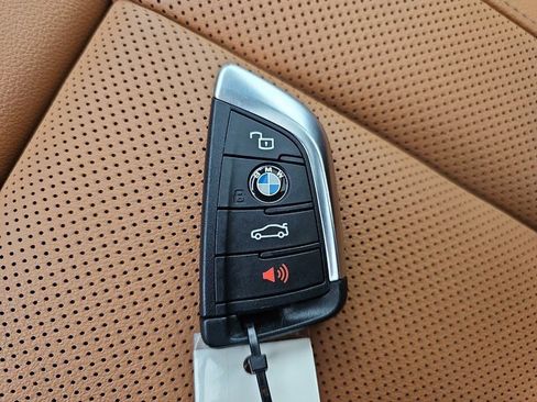 Used 2024 BMW X3 M40i w/ Premium Package image 36