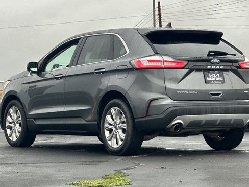 Used 2022 Ford Edge Titanium w/ Equipment Group 301A AWD/4WD image 7