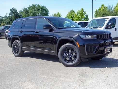 New 2026 Jeep Grand Cherokee L 4WD image 5