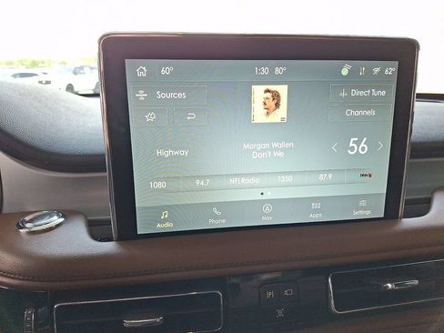 Certified 2023 Lincoln Aviator Reserve w/ Elements Package Plus AWD/4WD image 18