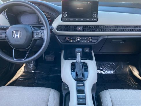 Used 2024 Honda HR-V LX image 11