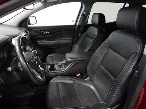 Used 2023 GMC Acadia SLT image 9