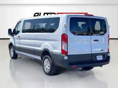 Used 2025 Ford Transit 350 XLT RWD image 5