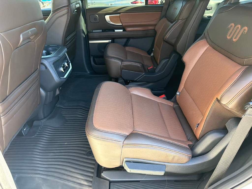 Used 2025 Ford Expedition King Ranch AWD/4WD image 21