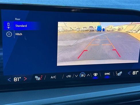 New 2026 Chevrolet Traverse LT image 27