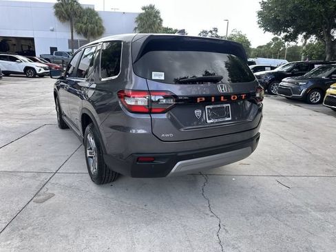 Used 2025 Honda Pilot EX-L image 35