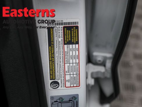 Used 2022 Volkswagen Passat 2.0T SE image 57