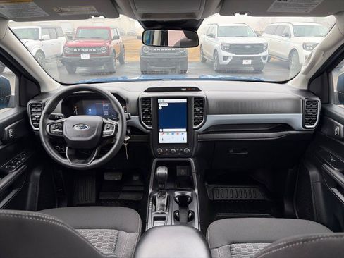 Used 2024 Ford Ranger XL image 23