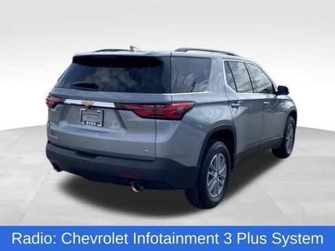 Certified 2023 Chevrolet Traverse LT FWD image 3