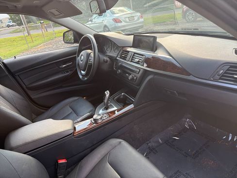 Used 2014 BMW 328i xDrive Sedan AWD/4WD image 10