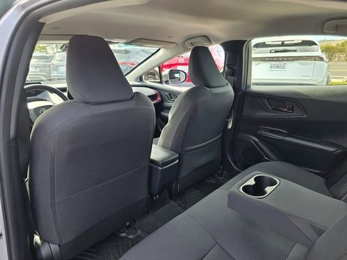 Used 2023 Toyota Prius Prime Premium image 17