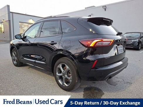 Certified 2023 Ford Escape ST-Line w/ Tech Pack #1 image 7