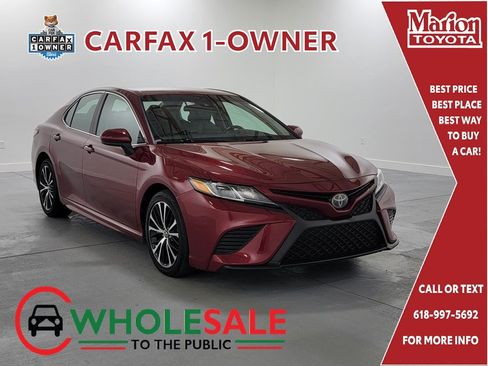 Used 2018 Toyota Camry SE FWD image 1