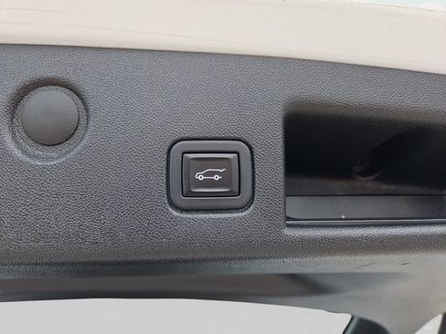 Certified 2023 Chevrolet Equinox LT AWD/4WD image 21