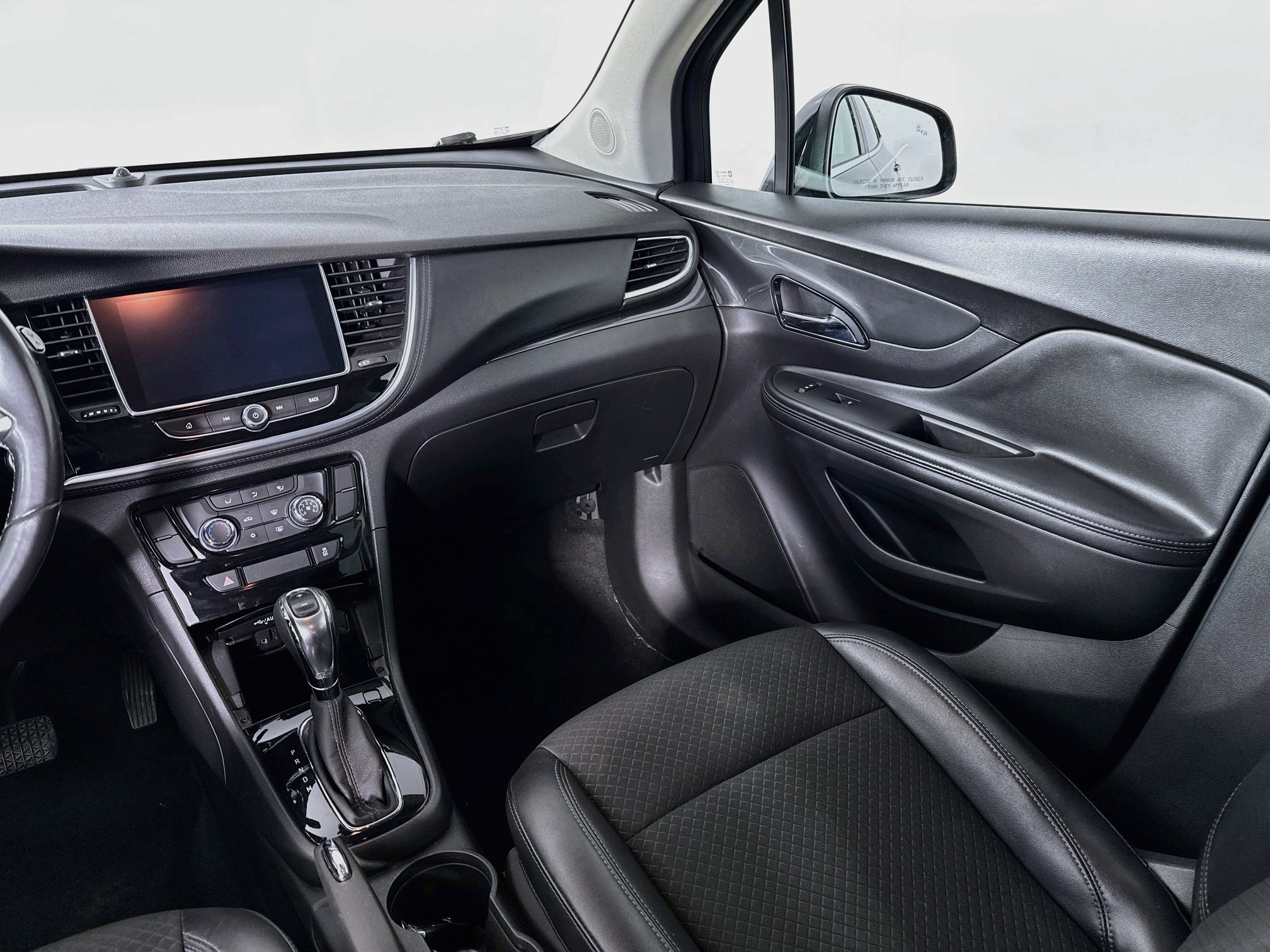 Used 2019 Buick Encore Sport Touring w/ Safety Package FWD image 22