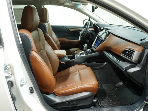 Used 2022 Subaru Outback Touring w/ Popular Package #2 AWD/4WD image 13