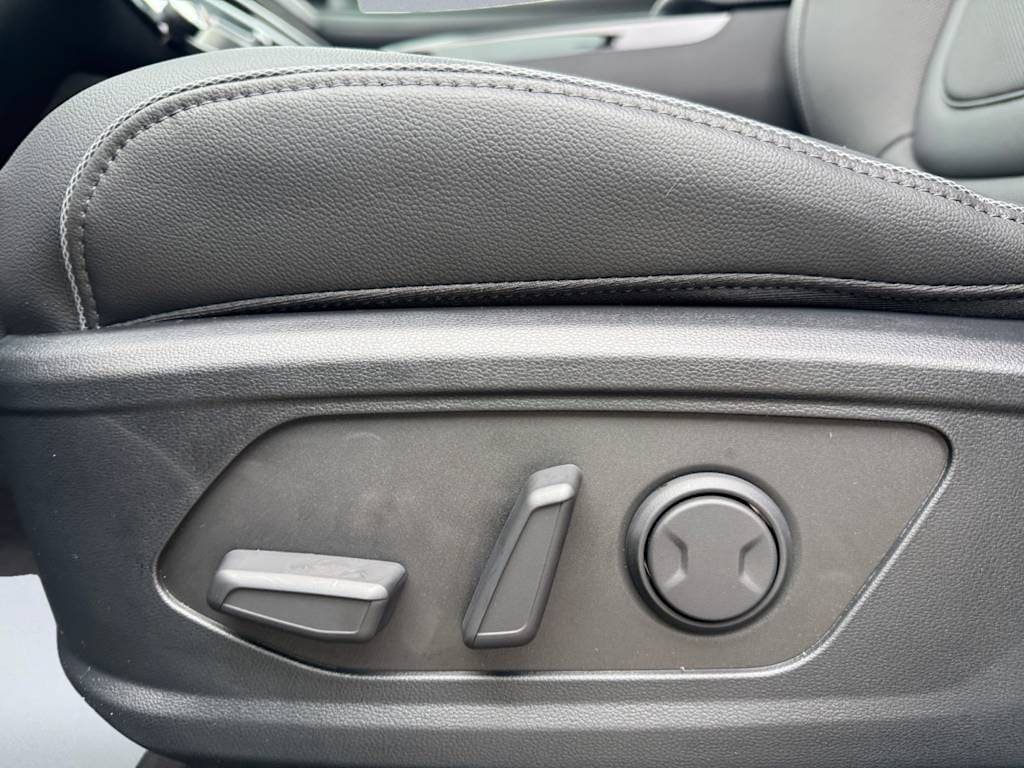 New 2026 Hyundai Tucson Limited AWD/4WD image 14