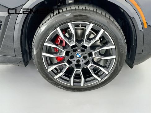 Used 2026 BMW X5 xDrive40i w/ M Sport Package AWD/4WD image 35