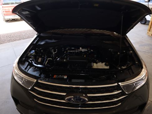 Certified 2023 Ford Explorer XLT RWD image 20