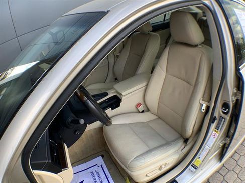 Used 2015 Lexus ES 350 w/ Luxury Package image 11