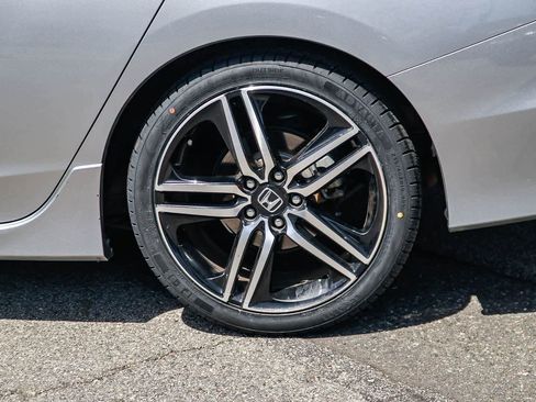 Used 2017 Honda Accord Sport Special Edition image 8