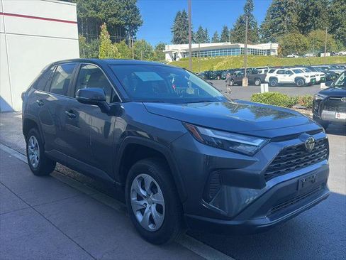 Certified 2024 Toyota RAV4 LE AWD/4WD image 6