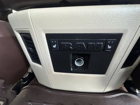 Used 2017 RAM 1500 Laramie Longhorn image 18