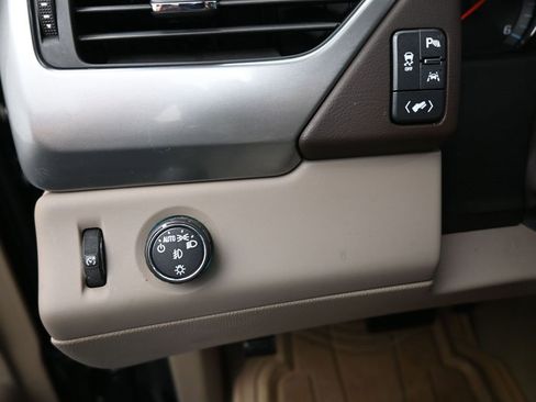 Used 2016 Chevrolet Tahoe LTZ image 20