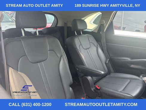 Used 2022 Kia Sorento S image 9