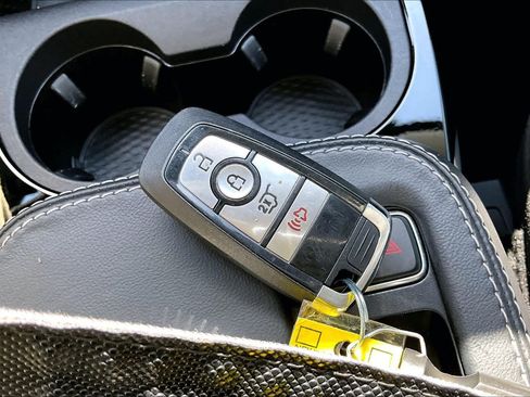 Used 2023 Ford Mustang Mach-E Select RWD image 18