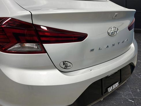 Used 2020 Hyundai Elantra SEL FWD image 33