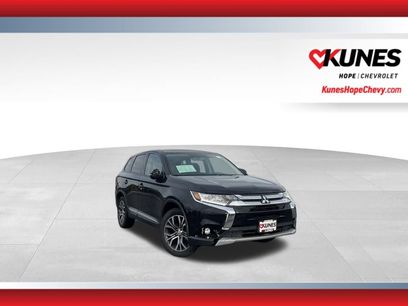 Used 2017 Mitsubishi Outlander SE