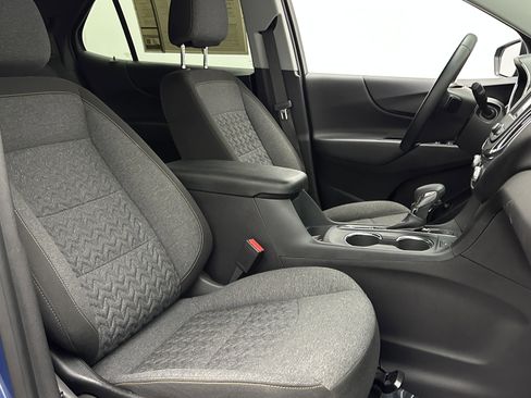Used 2024 Chevrolet Equinox LT image 35