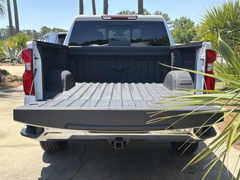 Used 2025 Chevrolet Silverado 1500 LTZ w/ LTZ Convenience Package II AWD/4WD image 32