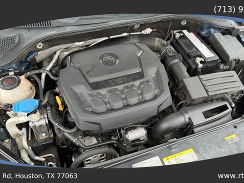 Used 2021 Volkswagen Passat 2.0T SE image 37