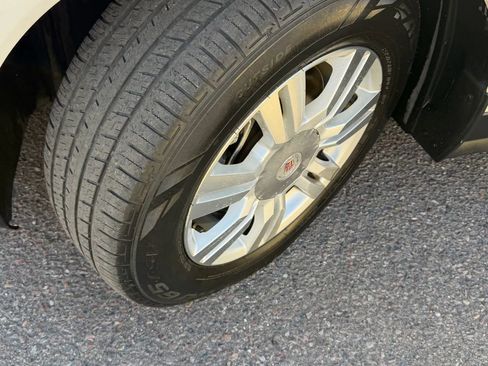 Used 2015 Cadillac SRX Luxury w/ Driver Awareness Package image 15