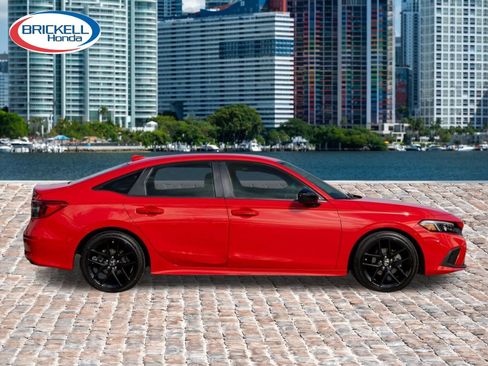 Used 2023 Honda Civic Sport image 4