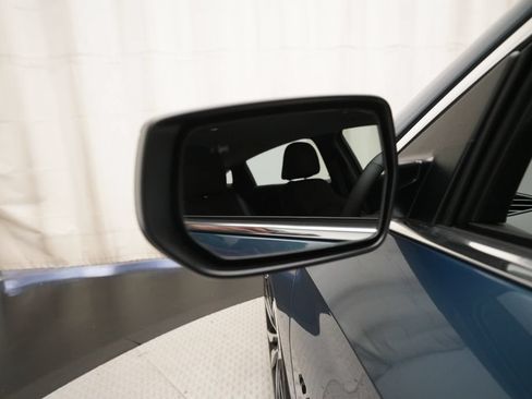 Used 2024 Chevrolet Malibu RS FWD image 23