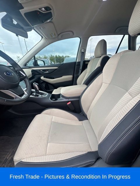 Certified 2025 Subaru Outback Premium AWD/4WD image 12