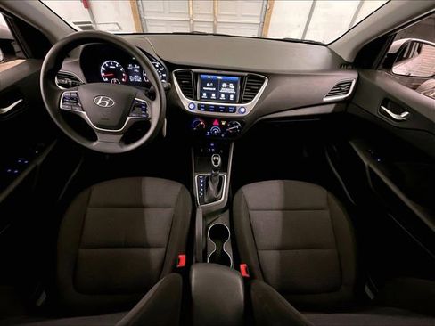 Used 2022 Hyundai Accent SEL FWD image 14